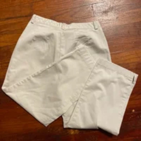 Dockers Stretch Capris Beige Size 4 Women's - Picture 2 of 2